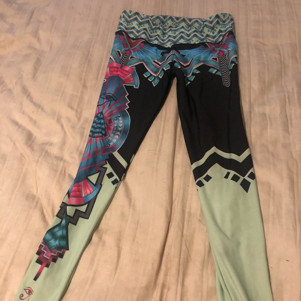 Onzie Leggings
